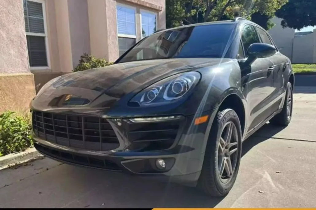 2018 Porsche Macan photo 1