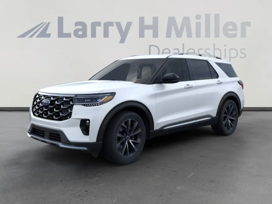 2025 Ford Explorer Platinum photo 1
