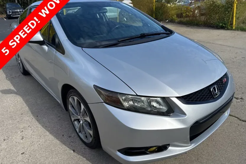 2012 Honda Civic Si photo 1