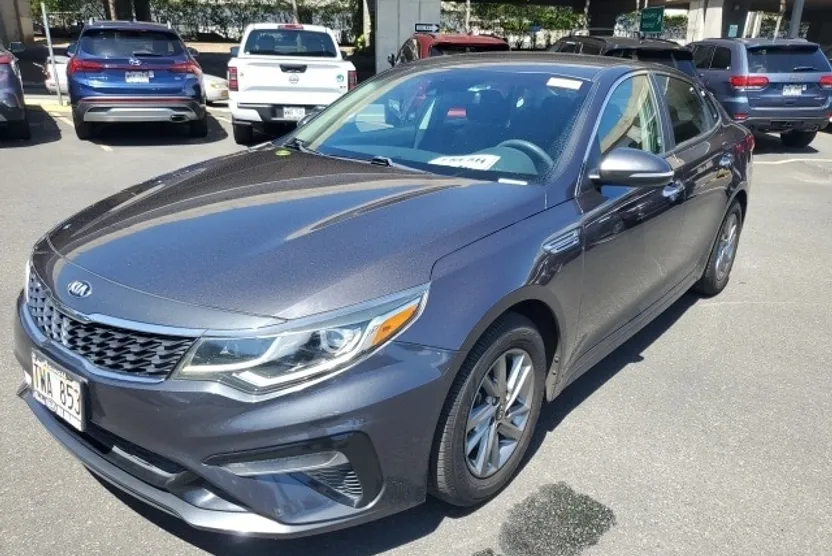 2019 Kia Optima LX photo 1