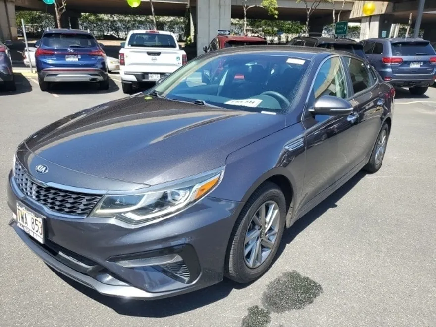 2019 Kia Optima LX photo 1