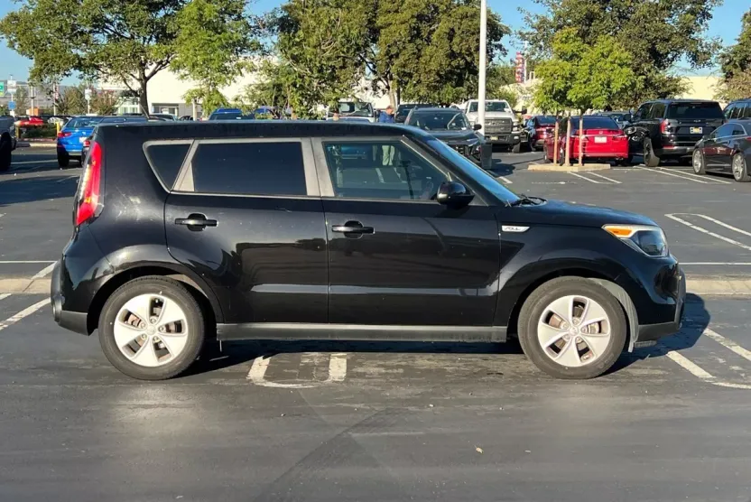2015 Kia Soul Base photo 1