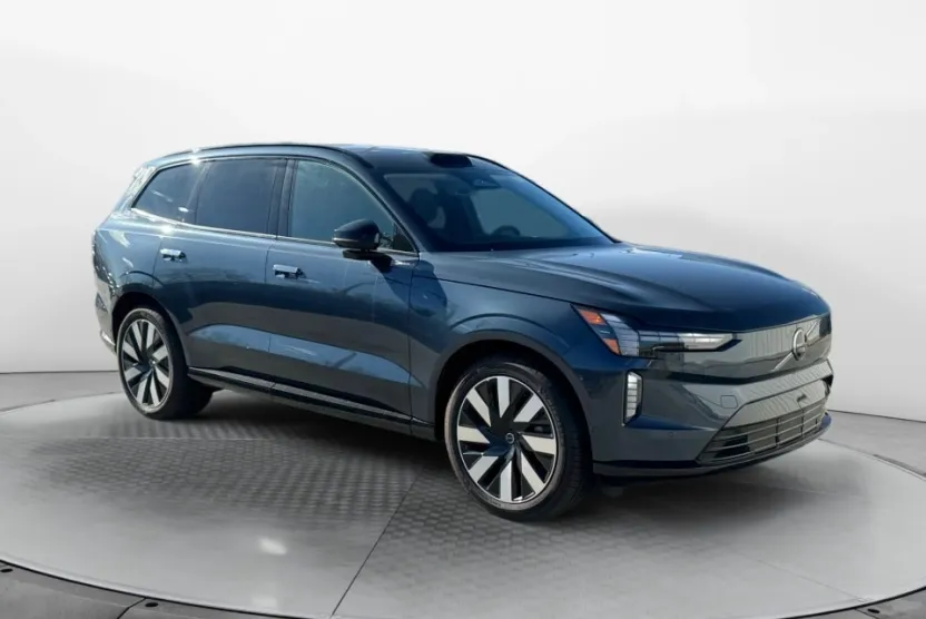 2025 Volvo EX90 Twin Motor Performance Ultra photo 1