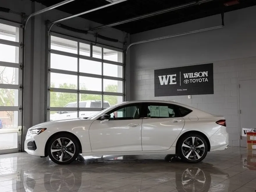 2025 Acura TLX Technology photo 1