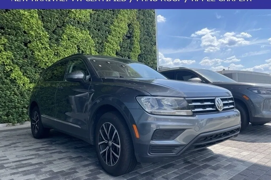 2021 Volkswagen Tiguan SE photo 1