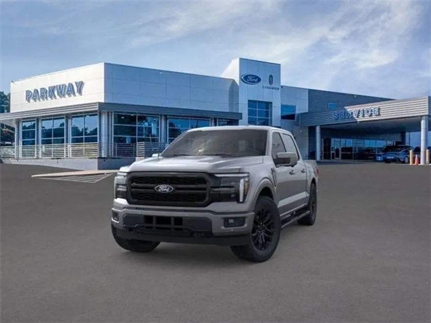 2025 Ford F-150 Lariat photo 1