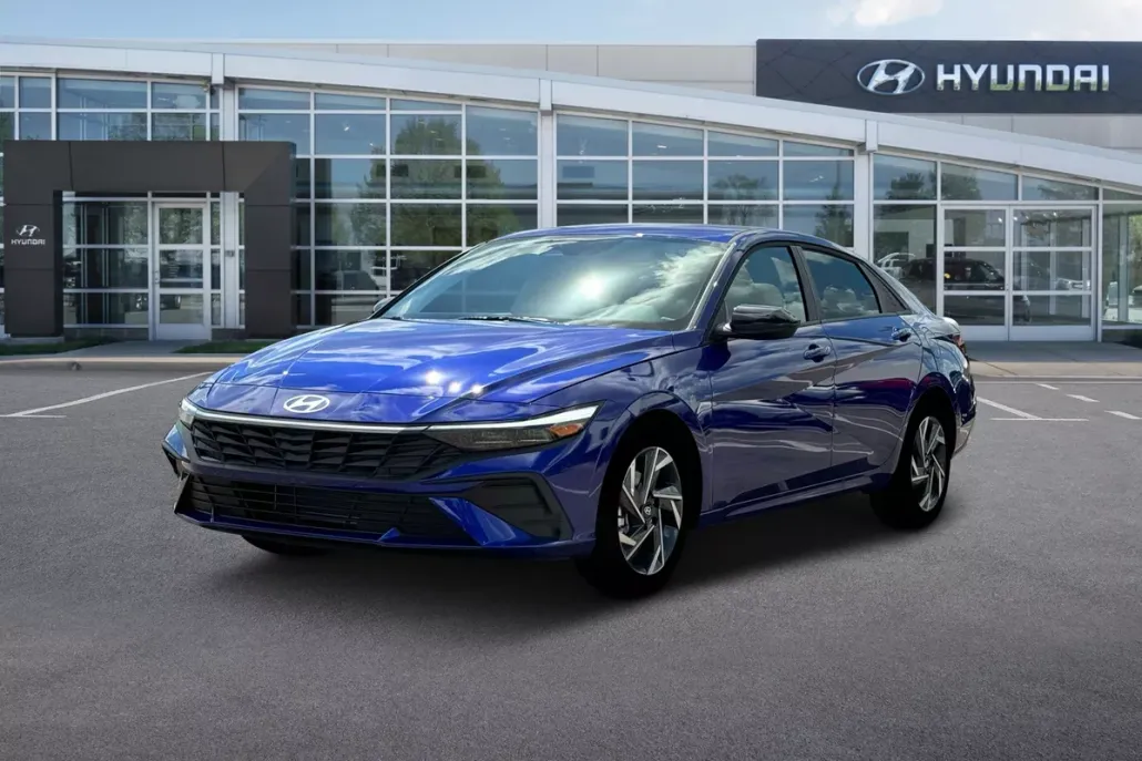 2025 Hyundai Elantra SEL Sport photo 1