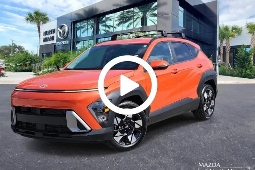 2024 Hyundai Kona SEL photo 1