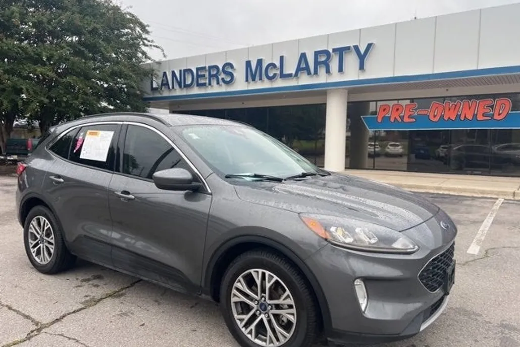 2022 Ford Escape SEL photo 1