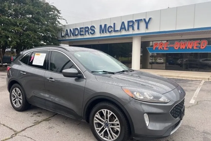 2022 Ford Escape SEL photo 1