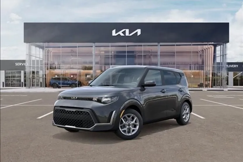 2025 Kia Soul LX photo 1