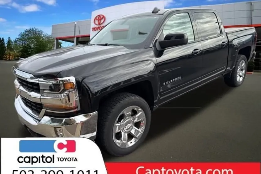 2017 Chevrolet Silverado 1500 LT photo 1