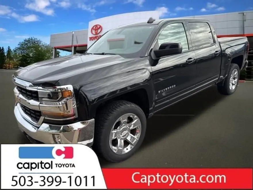 2017 Chevrolet Silverado 1500 LT photo 1