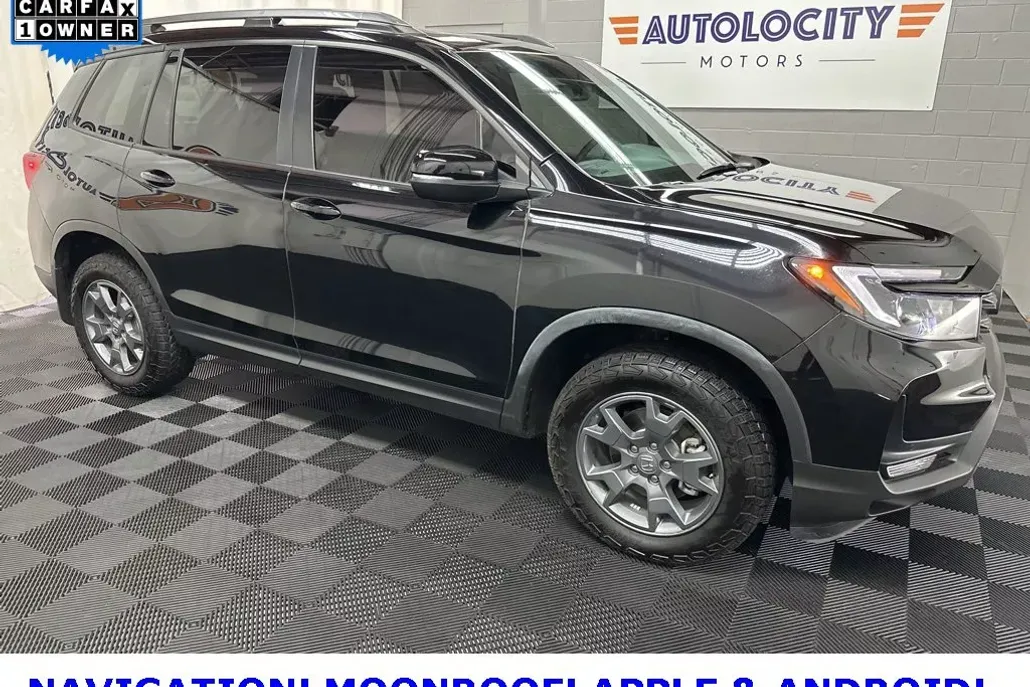 2025 Honda Passport TrailSport photo 1