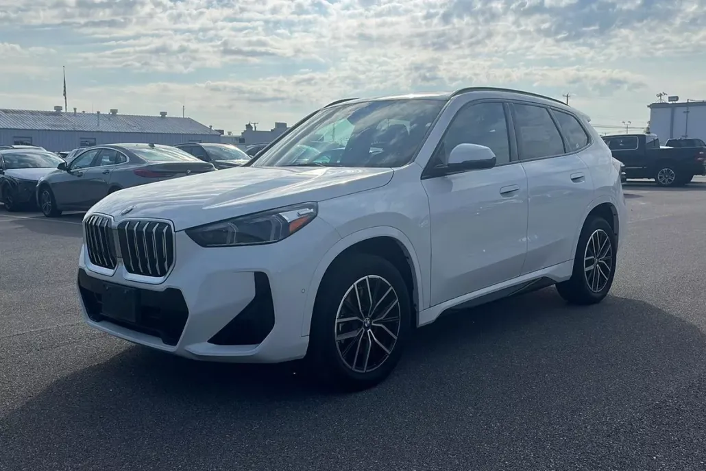 2024 Bmw X1 XDrive28i photo 1