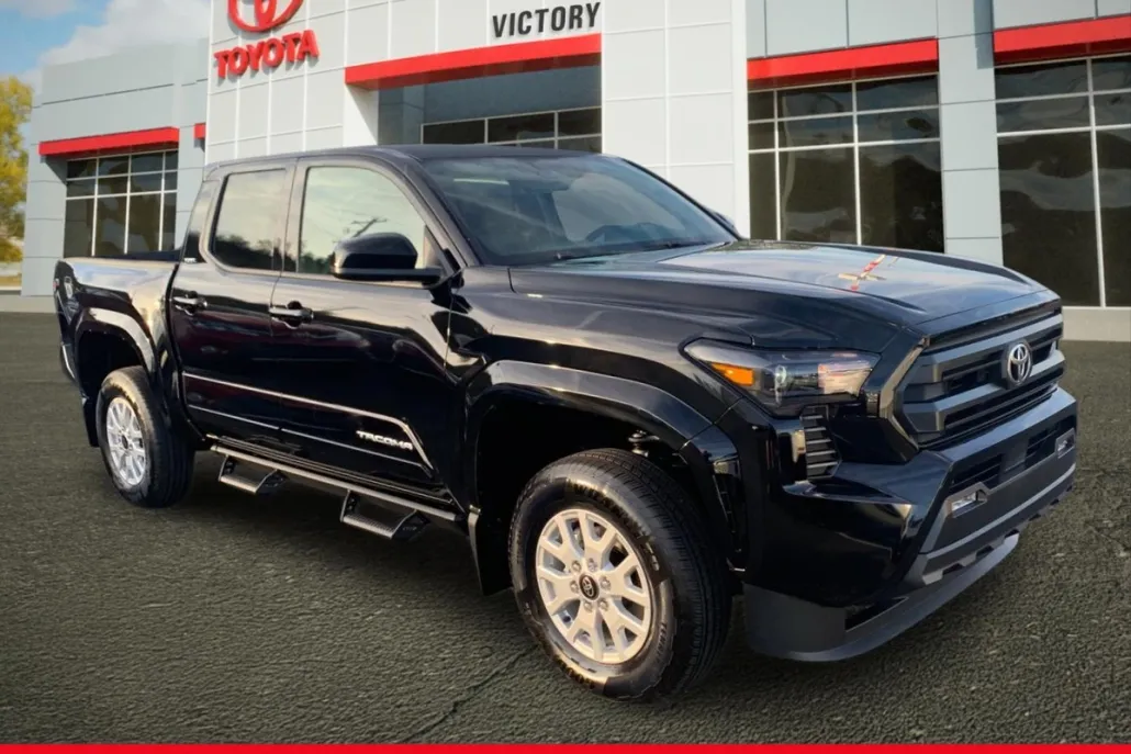 2025 Toyota Tacoma SR5 Double Cab photo 1
