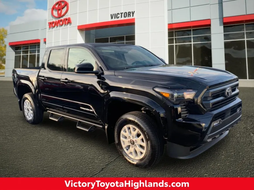 2025 Toyota Tacoma SR5 Double Cab photo 1