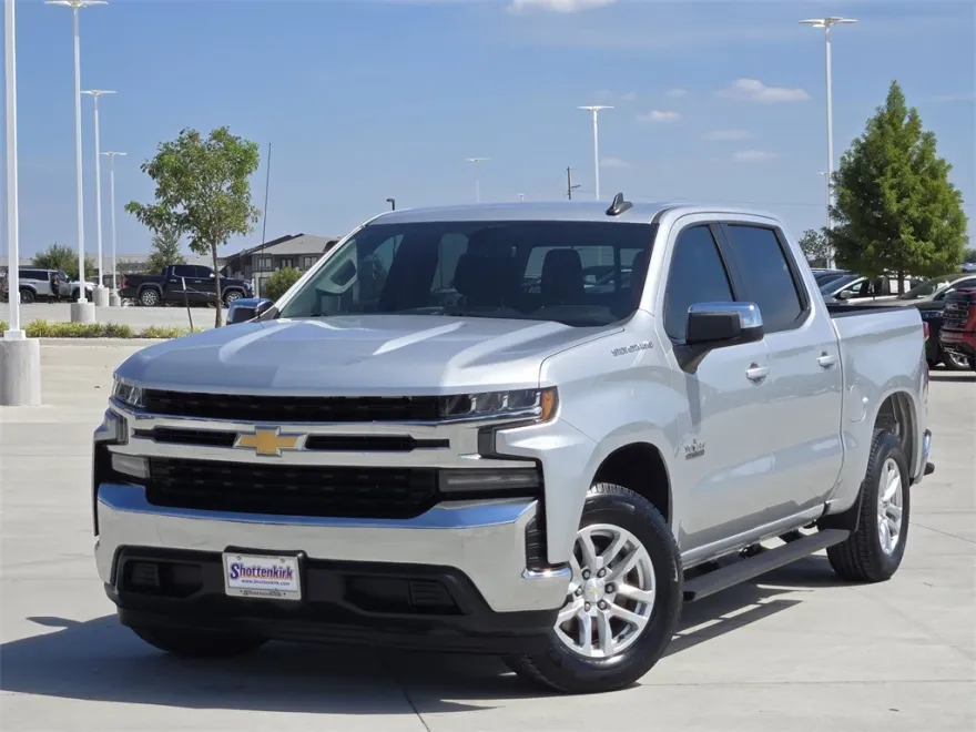 2020 Chevrolet Silverado 1500 LT photo 1