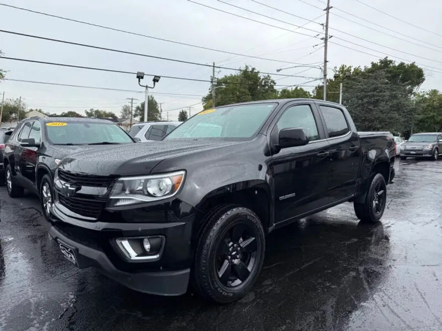 2017 Chevrolet Colorado LT photo 1