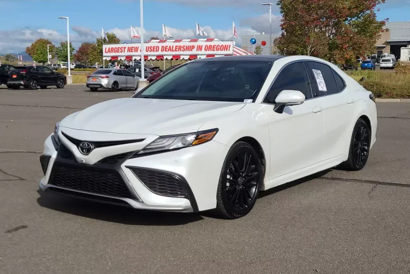 2021 Toyota Camry XSE photo 1