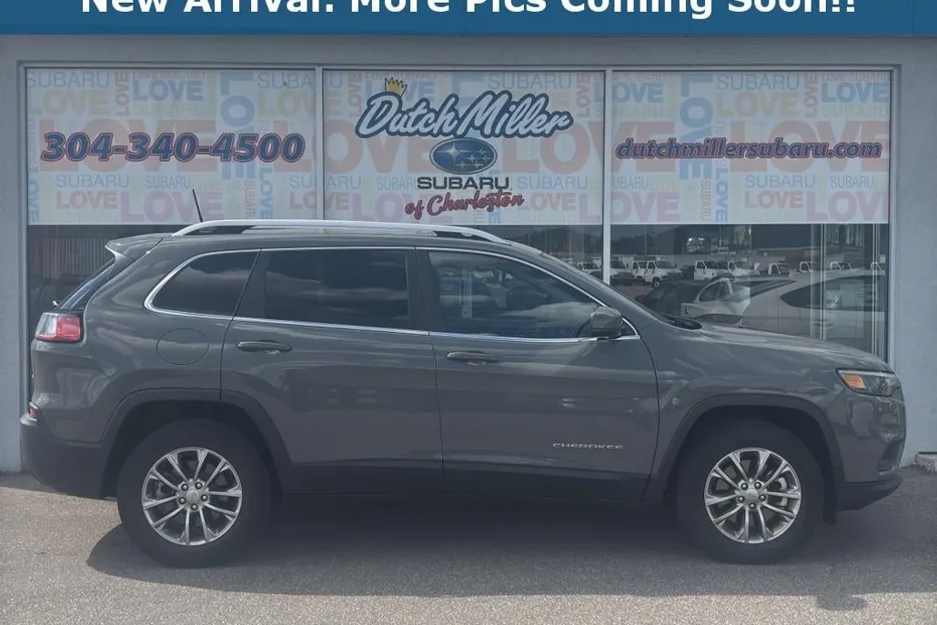 2021 Jeep Cherokee Latitude Lux photo 1