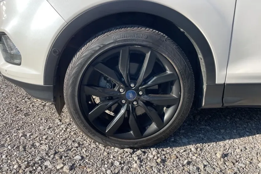 2019 Ford Escape Titanium photo 1