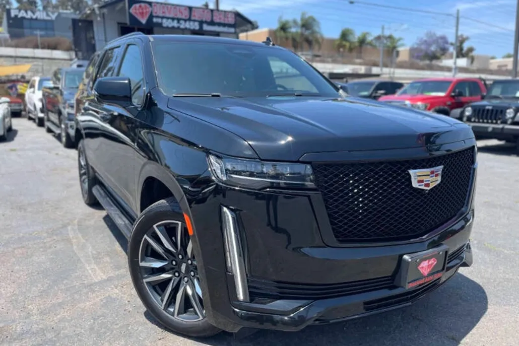 2023 Cadillac Escalade Sport photo 1