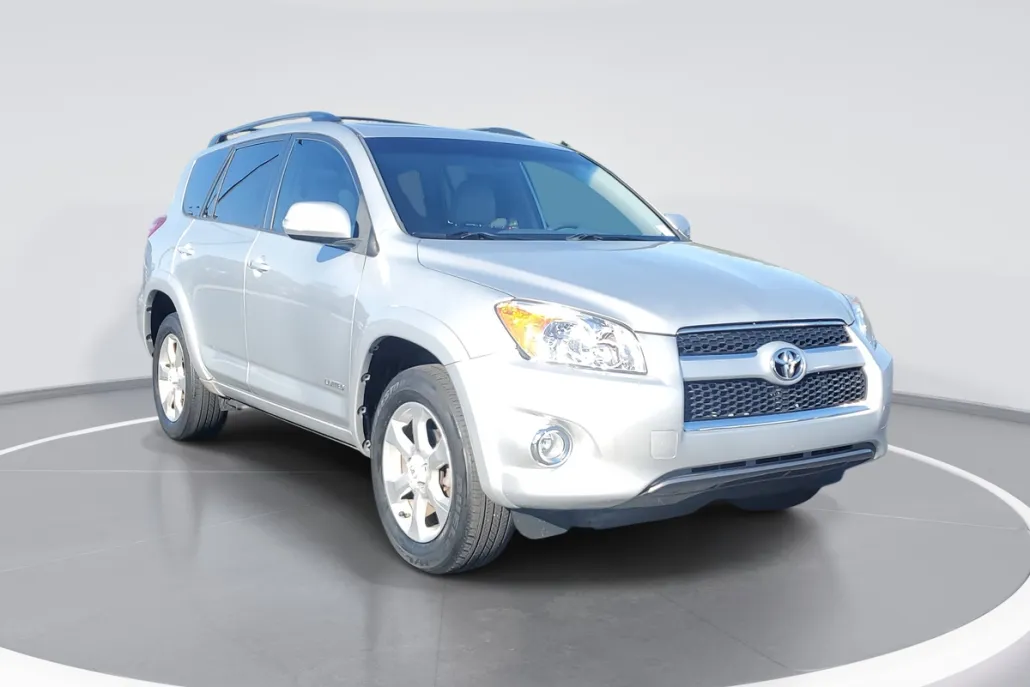 2011 Toyota RAV4 Limited photo 1