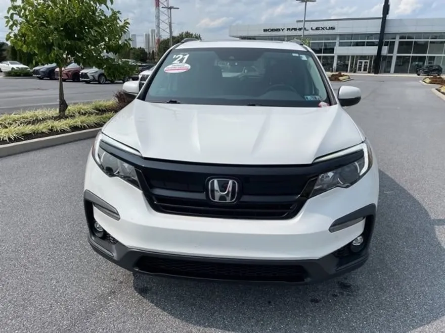 2021 Honda Pilot Special Edition photo 1