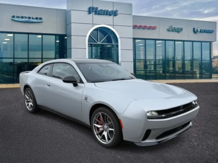 2025 Dodge Charger Daytona R/T Scat Pack photo 1