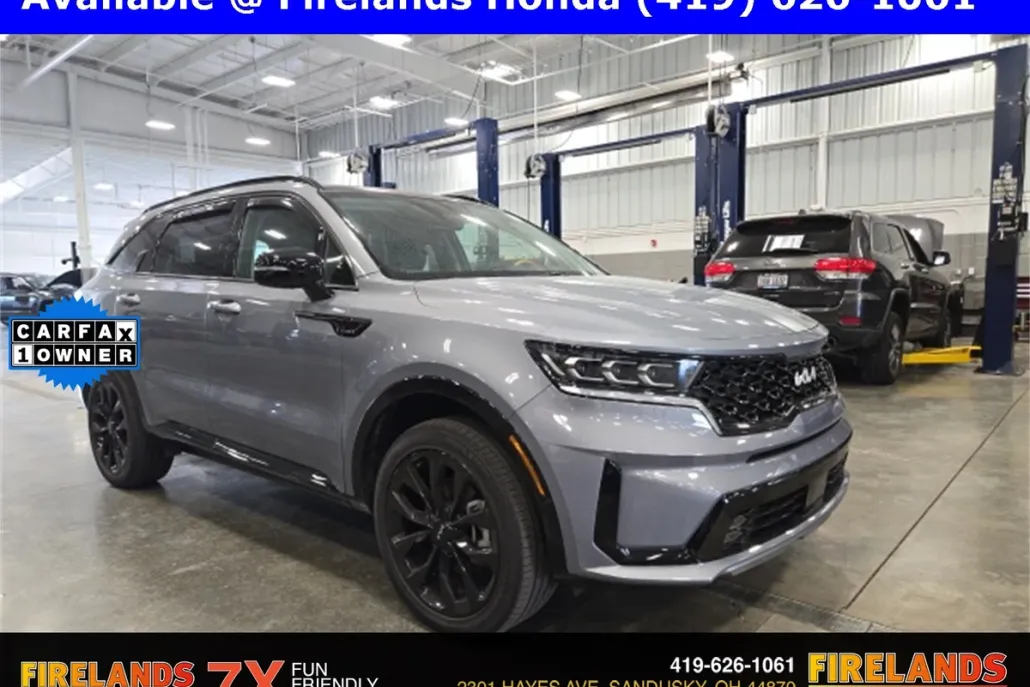 2023 Kia Sorento SX photo 1