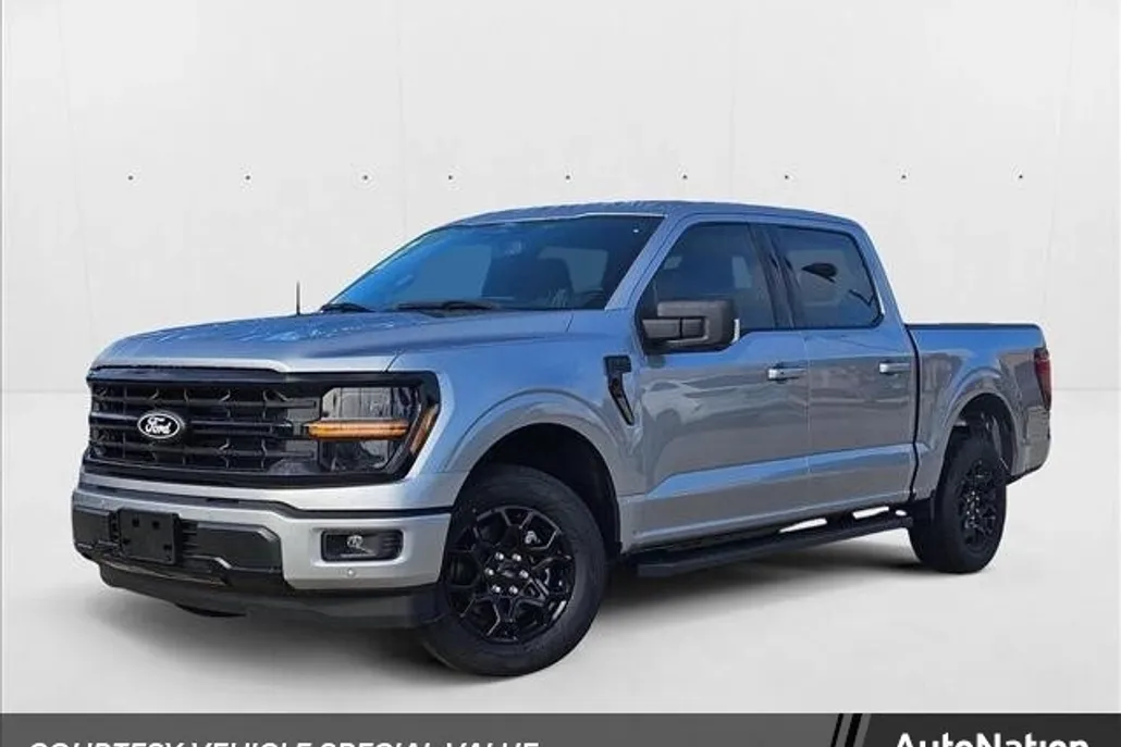 2025 Ford F-150 XLT photo 1