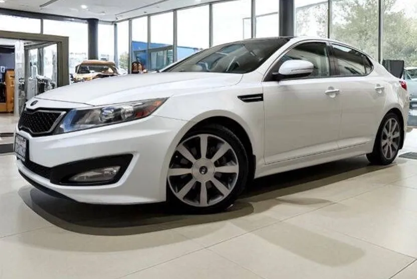 2013 Kia Optima SX photo 1