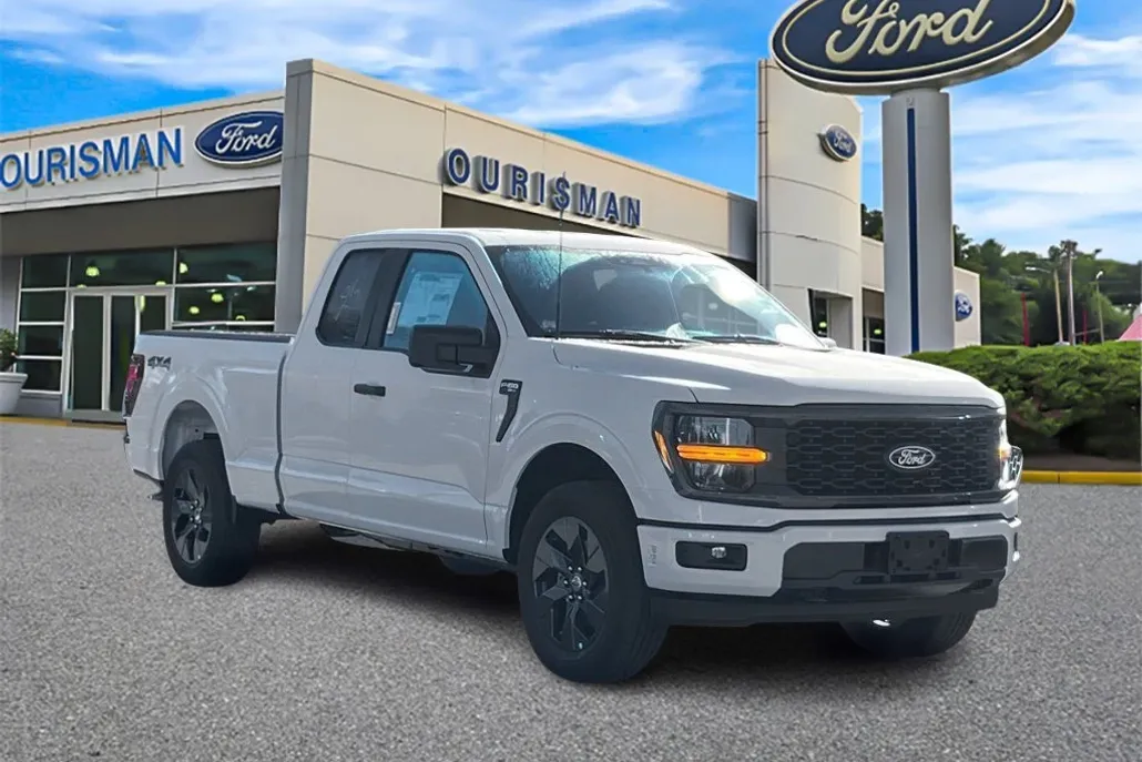 2025 Ford F-150 STX photo 1