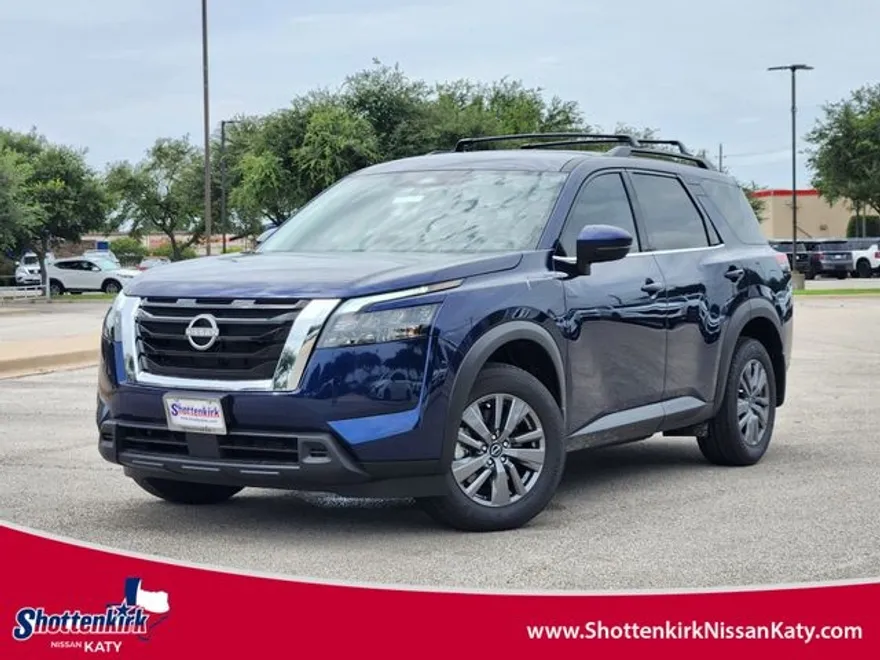 2025 Nissan Pathfinder SV photo 1