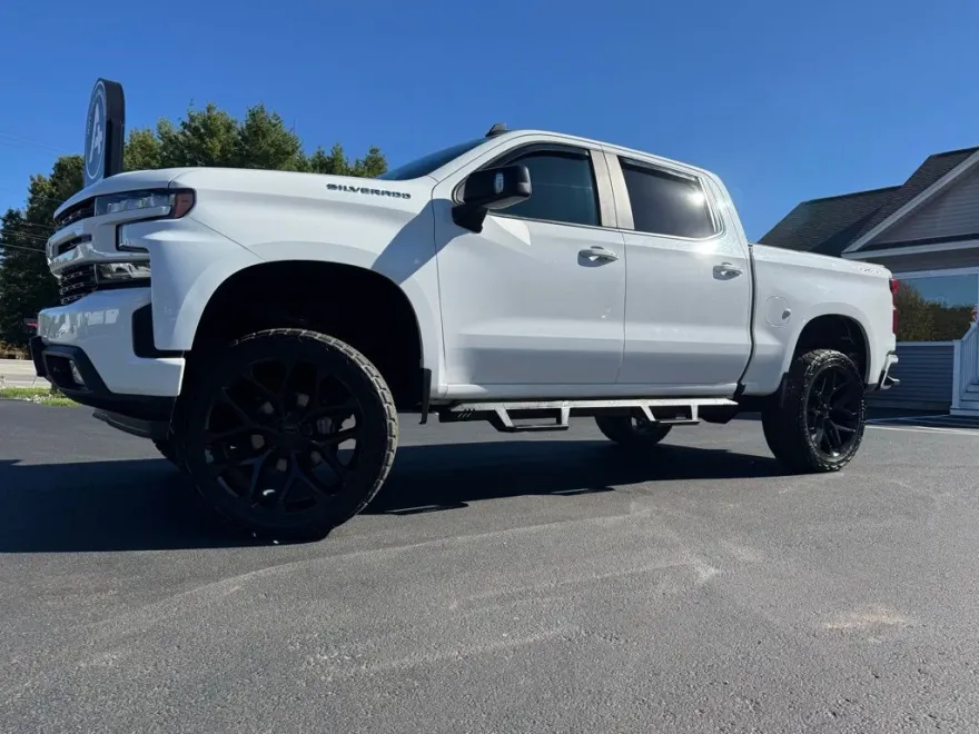 2019 Chevrolet Silverado 1500 RST photo 1