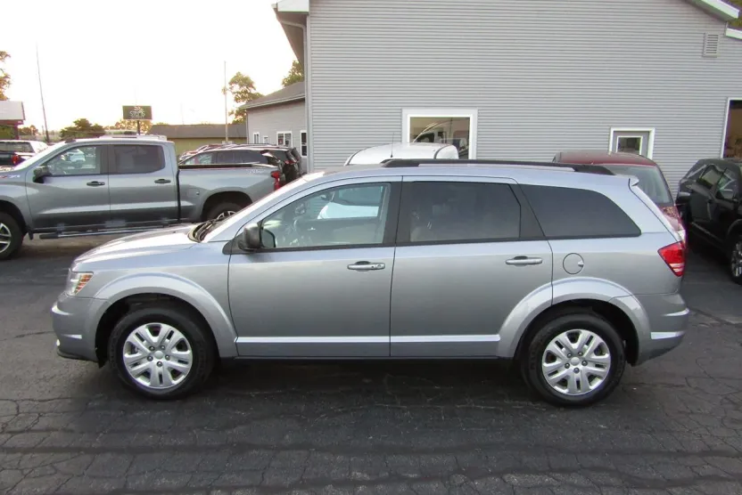 2016 Dodge Journey SE photo 1