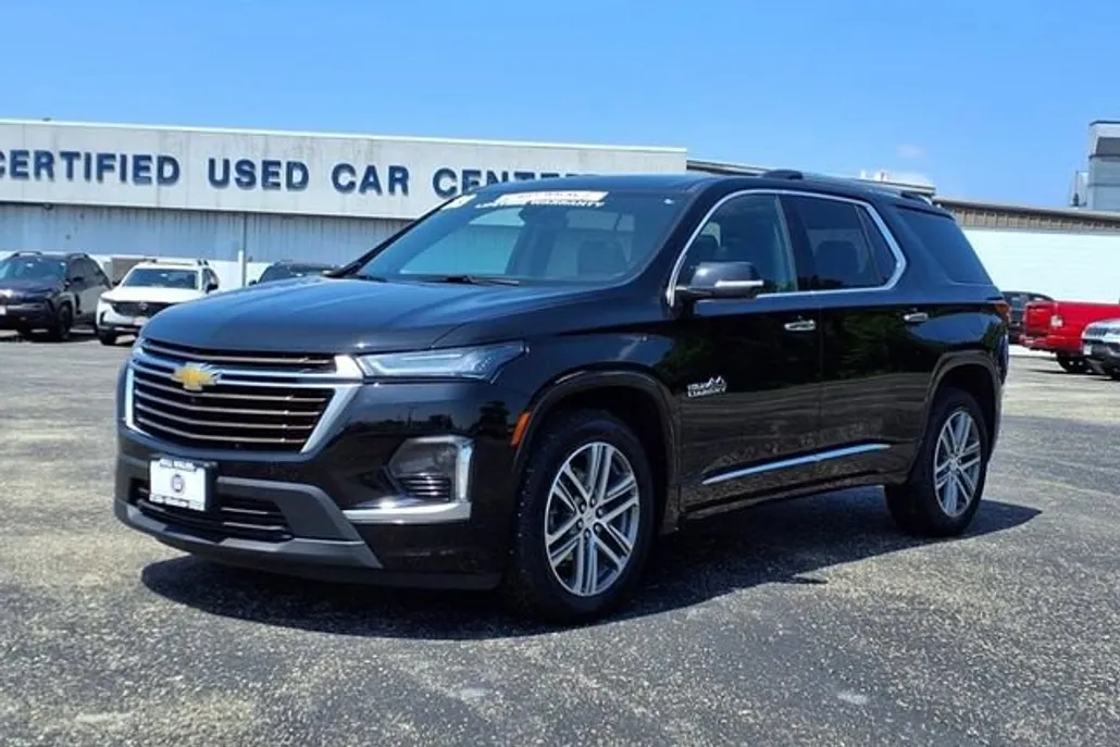 2023 Chevrolet Traverse High Country photo 1