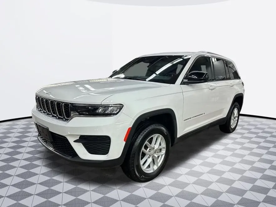 2024 Jeep Grand Cherokee Laredo X photo 1