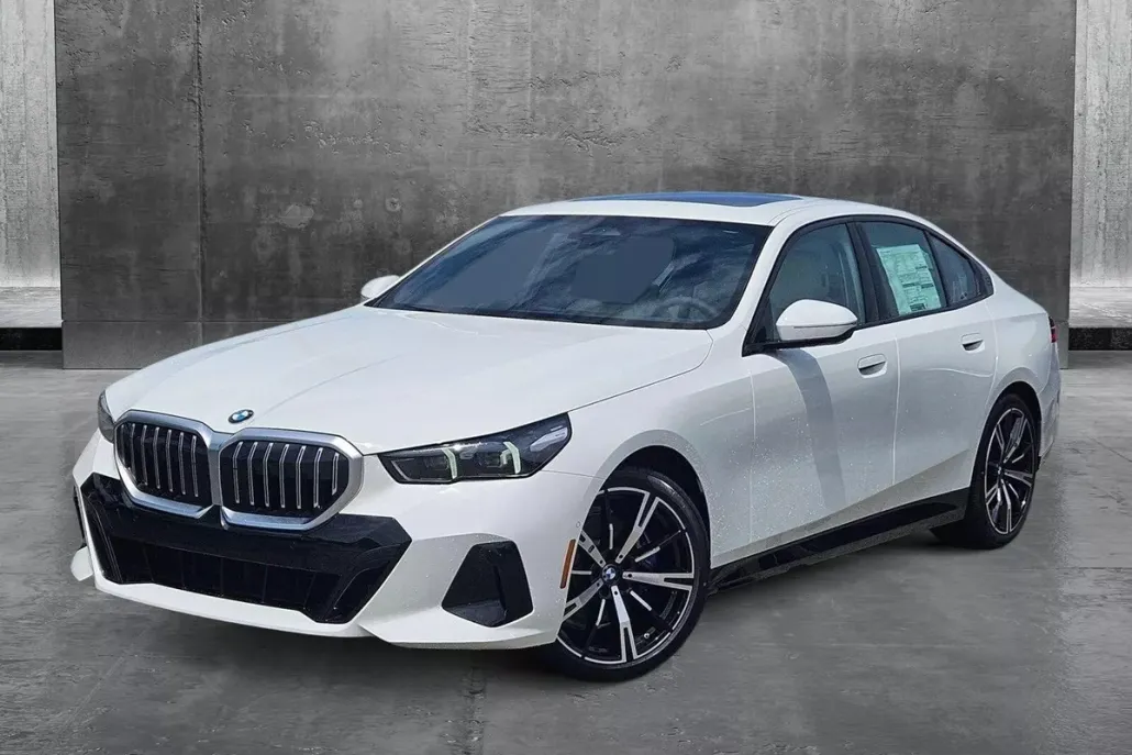 2025 Bmw 530i photo 1