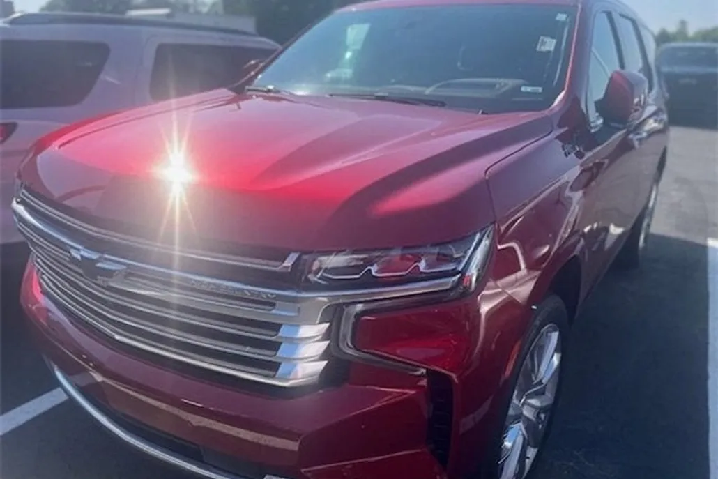 2023 Chevrolet Tahoe High Country photo 1
