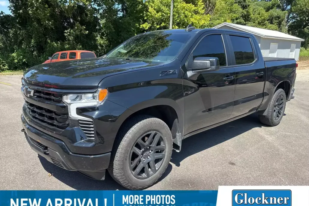2023 Chevrolet Silverado 1500 RST photo 1