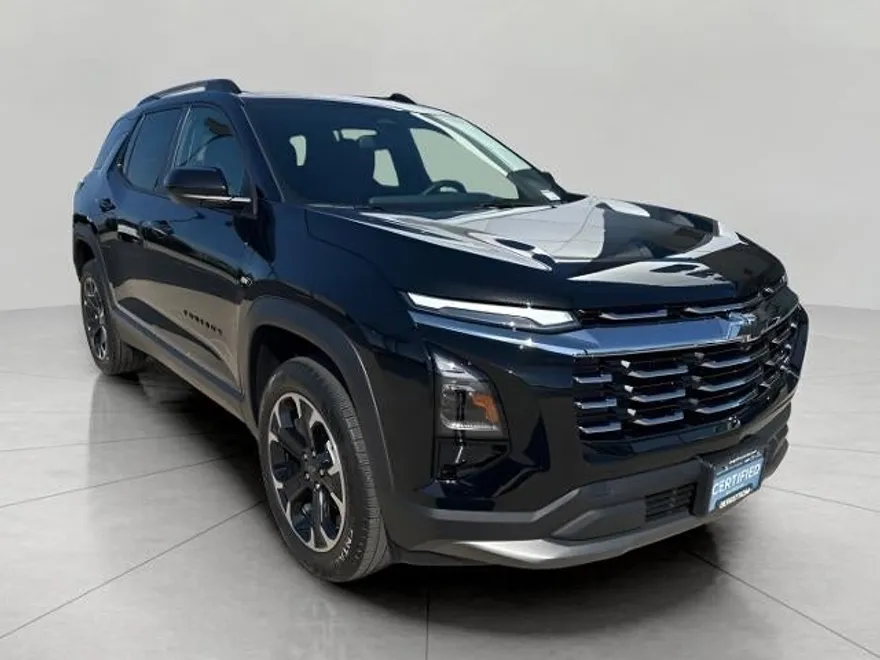 2025 Chevrolet Equinox LT photo 1