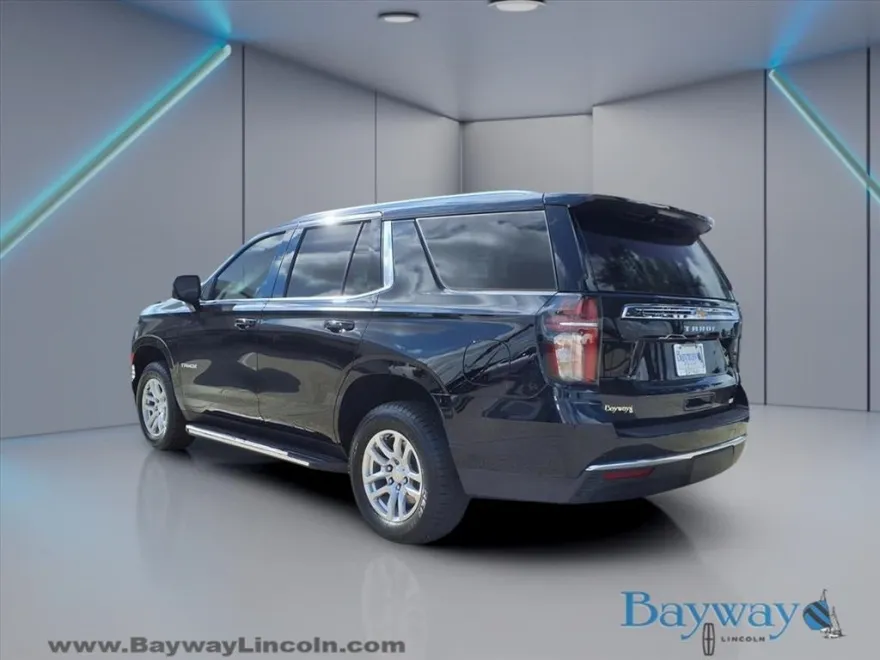2023 Chevrolet Tahoe LT photo 1