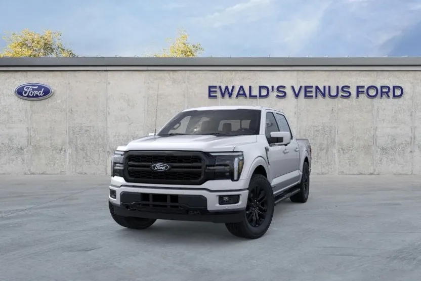 2025 Ford F-150 Lariat photo 1