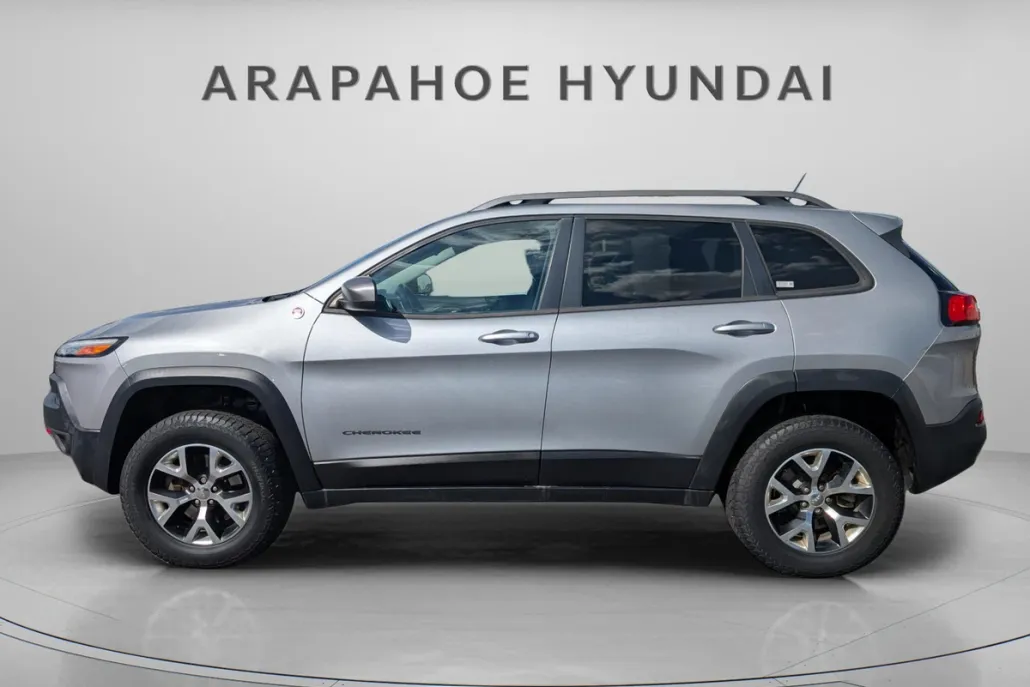 2015 Jeep Cherokee Trailhawk photo 1