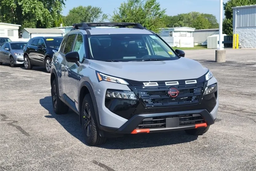 2026 Nissan Rogue SV photo 1