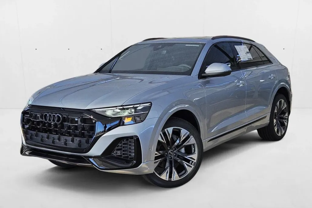 2025 Audi Q8 55 Premium photo 1