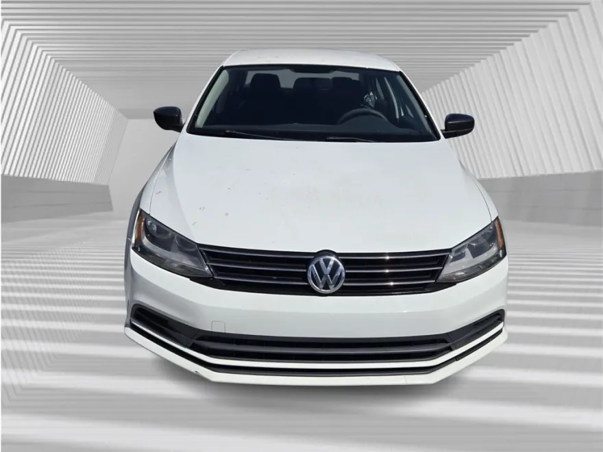 2015 Volkswagen Jetta 2.0 S photo 1