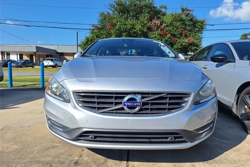 2018 Volvo S60 Inscription T5 photo 1